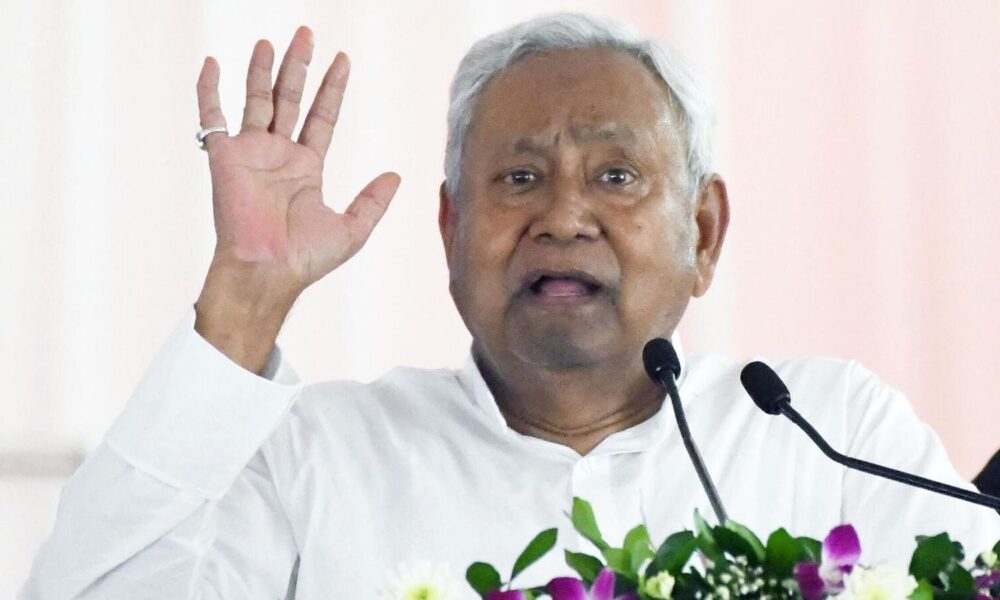 ‘Na bijli aayegi, na bill aayega’: BJP minister takes sarcastic jibe at ally Nitish Kumar's free electricity promise | Mint