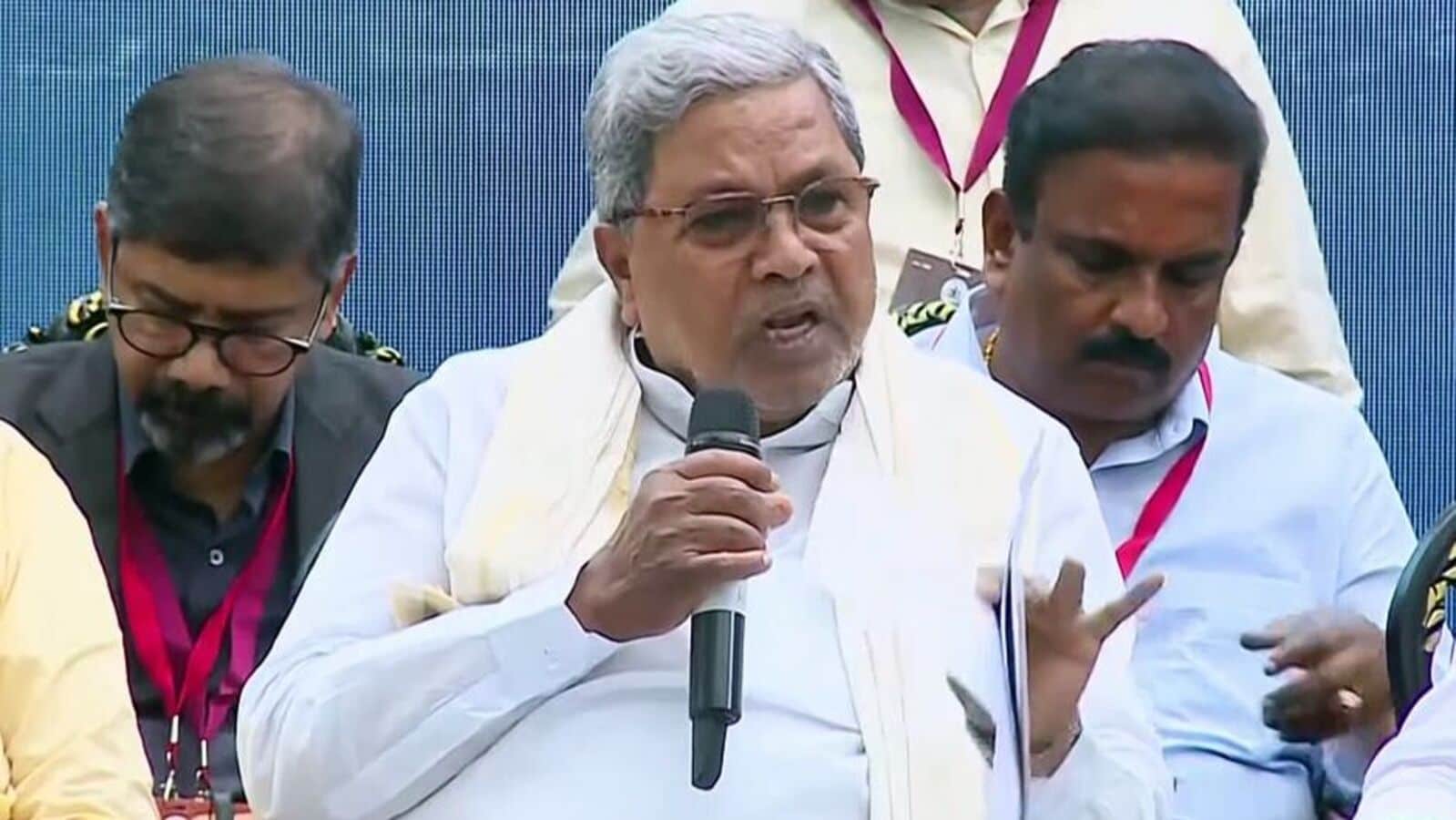 ‘No vacancy for CM, no 50-50 formula’: Amid speculations, Siddaramaiah declares 'I am the Chief Minister of Karnataka' | Mint