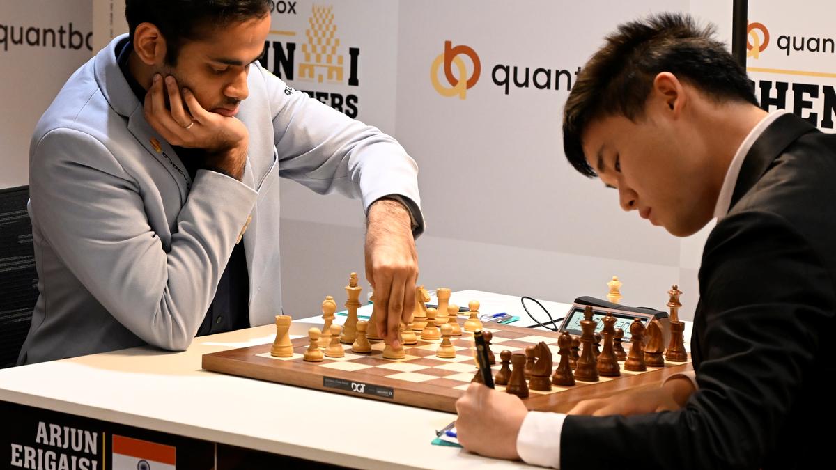 Arjun and Keymer get off to a winning start