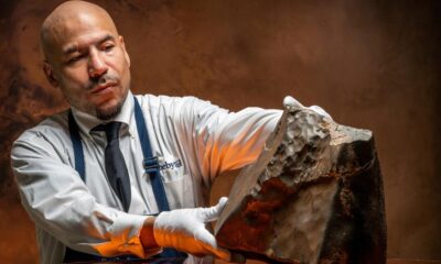 Auction of world's largest Mars meteorite sparks ownership debate
