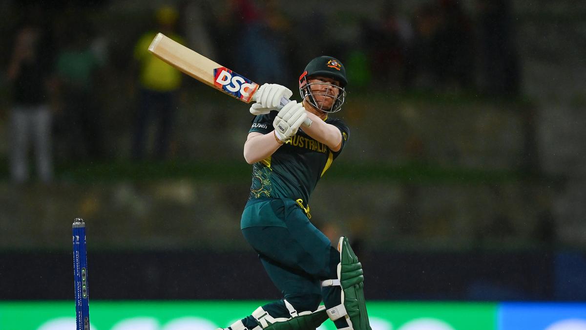 David Warner overtakes Virat Kohli, becomes fifth-highest run-getter in T20 cricket