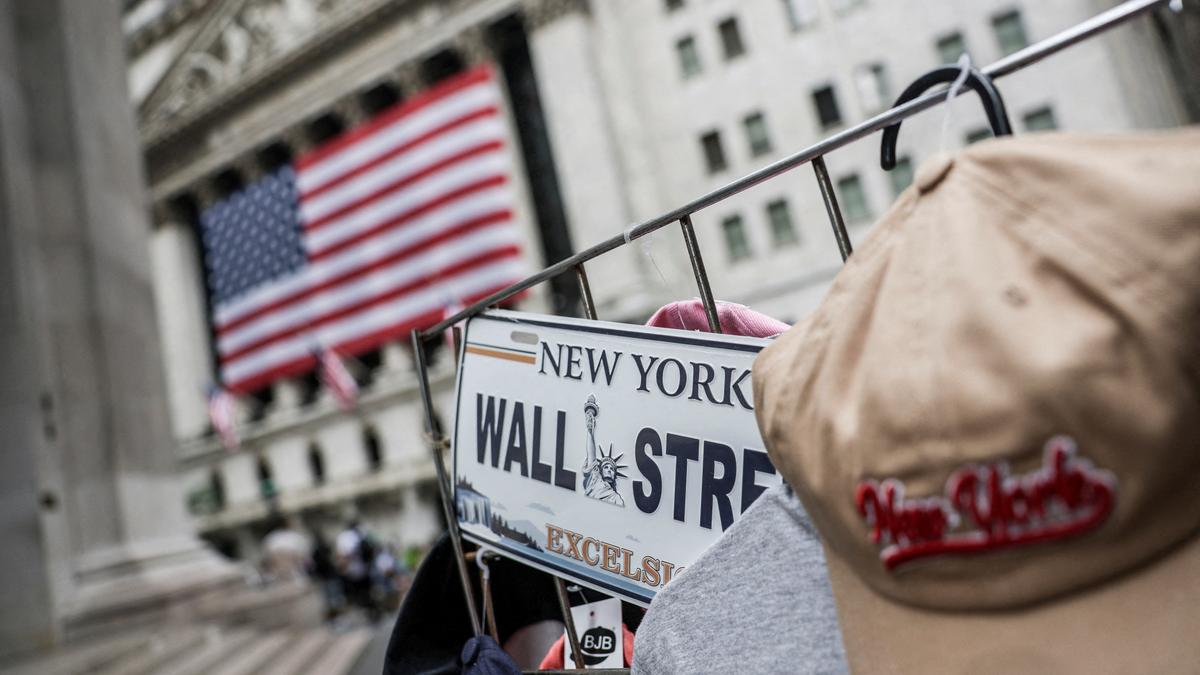 Figma extends gains after blockbuster NYSE trading debut