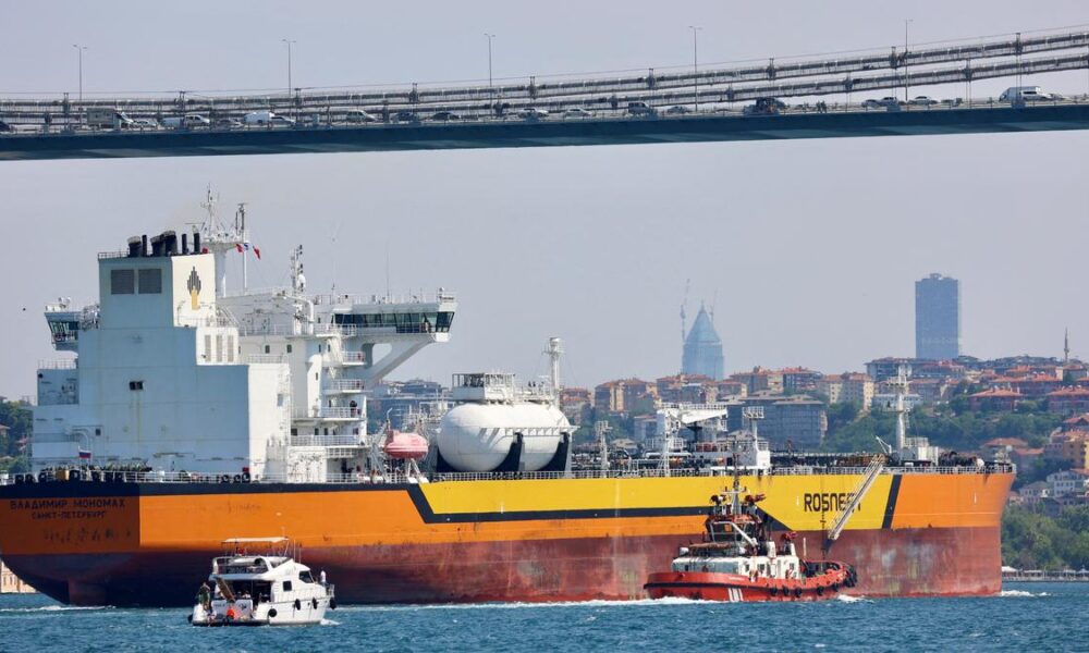 India buys 2 million bpd Russian oil in August