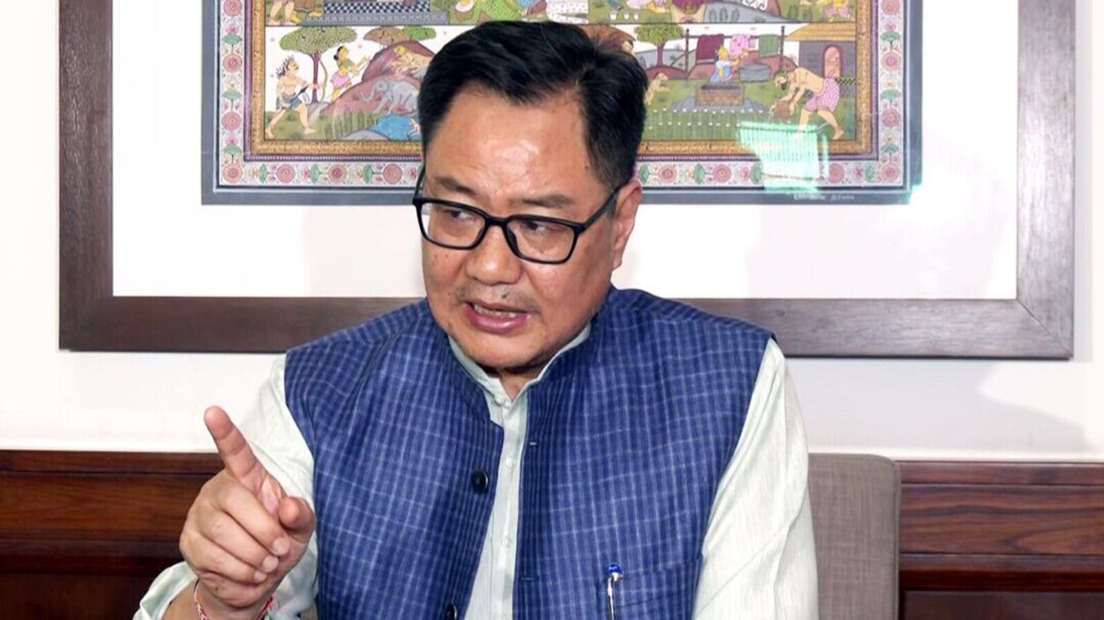 ‘Rahul Gandhi kuch bolte hain, unke MPs uncomfortable ho jate hain, ’ Kiren Rijiju slams LoP | Watch | Mint