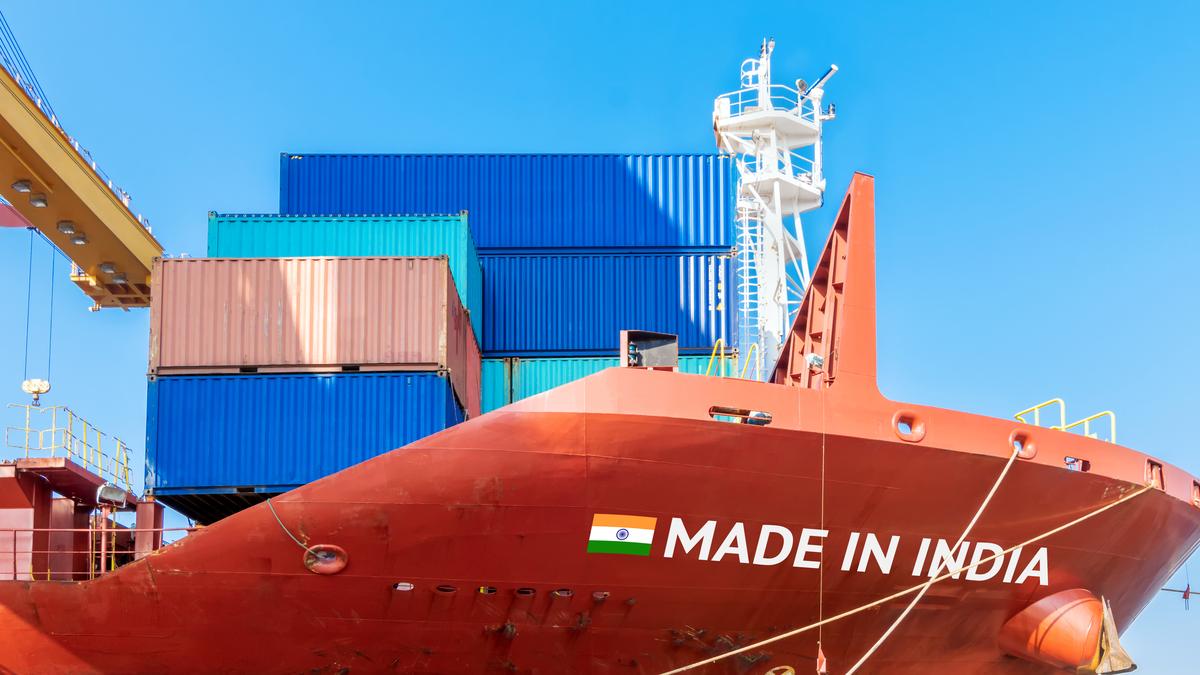 Exports up 6.7% to $35.1 billion in August, imports drop by 10%