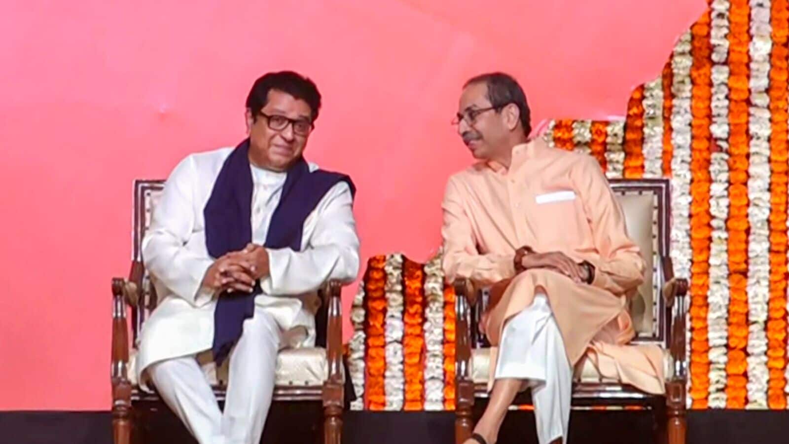 Maharashtra Politics: Amid alliance buzz, Uddhav Thackeray visits Raj's home for 2nd time in two weeks | Mint