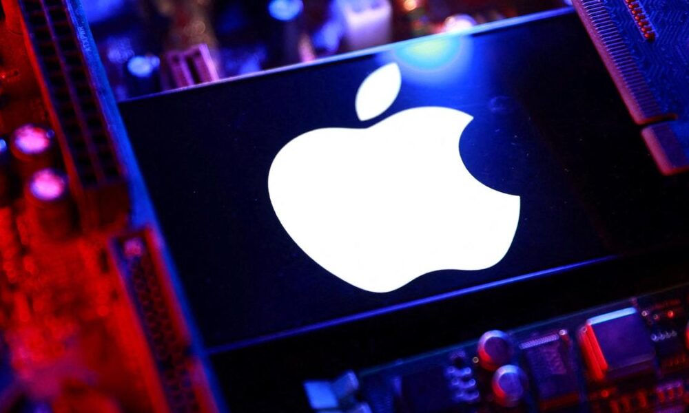 Apple shares rise as iPhone holiday sales forecast soothes supply woes