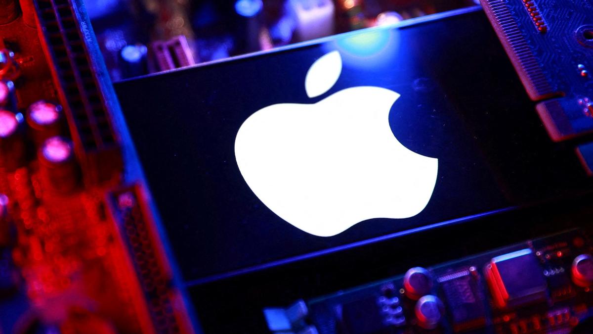 Apple shares rise as iPhone holiday sales forecast soothes supply woes