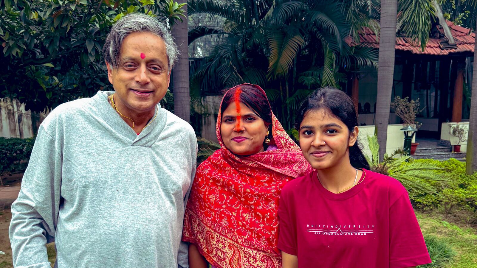 Shashi Tharoor says dynastic politics 'grave threat' to democracy: Here's how Cong, BJP reacted to Kerala MP's remarks | Mint