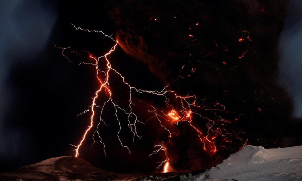 What is volcanic lightning?