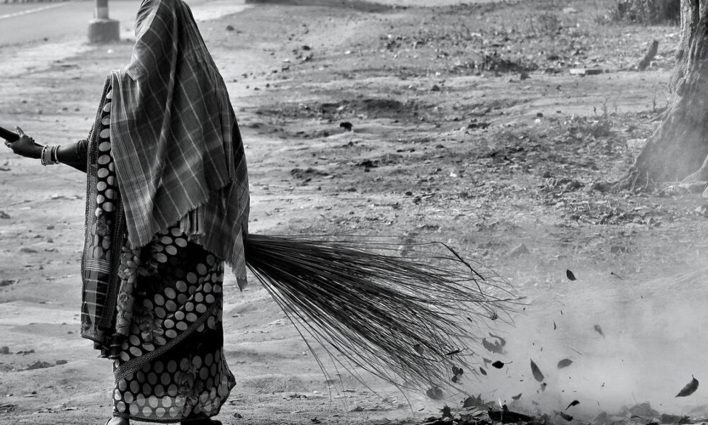 Where does road dust settle in India’s efforts to clean its air?