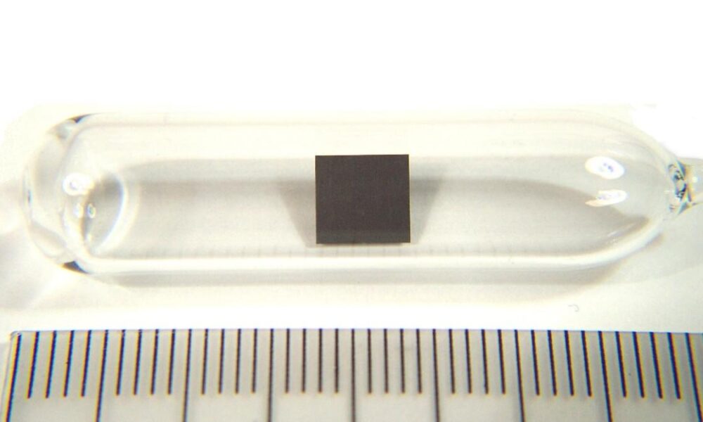 Counting electrons reveals thorium’s nuclear tick in a solid clock
