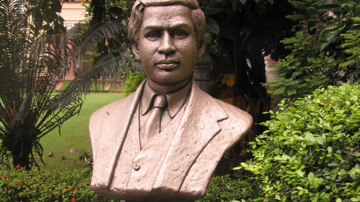 Math whiz Ramanujan’s century old formulae for pi echo in modern cosmology
