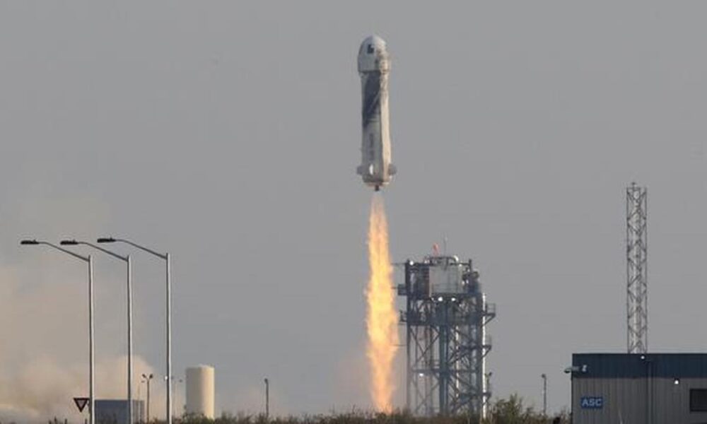 What is suborbital tourism?