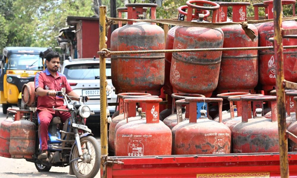 What is cheaper to cook with, LPG or induction?