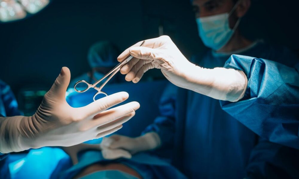 Sorry, Musk: autonomous surgery is decades away, not three years