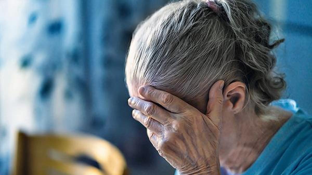 UTIs, tooth decay: how common infections may be fast-tracking dementia