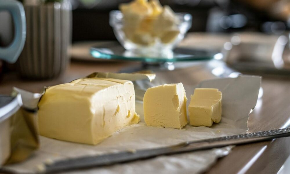 Why are saturated fats bad for the heart but unsaturated fats are okay?